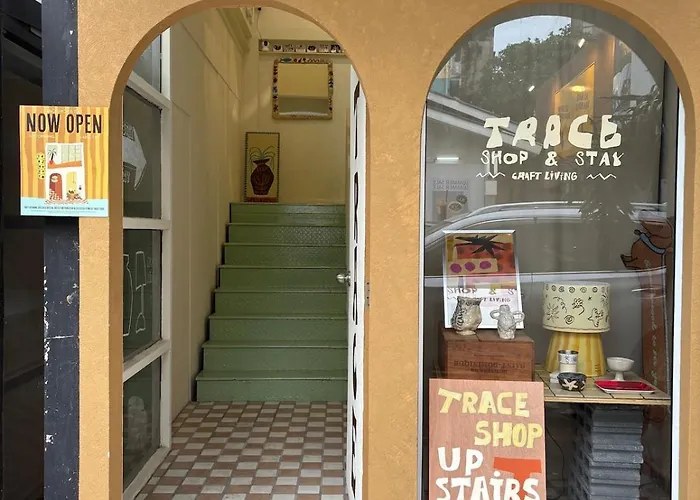 Apartment Trace Space *