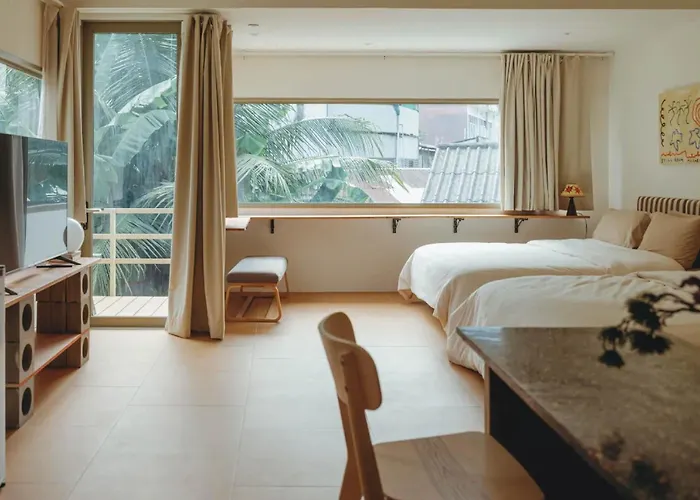 Trace Space Apartment *